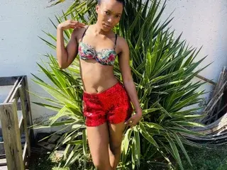 Streamate Watch Live Sex Cams of SaggyTitties188