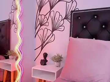 Stripchat Live Porn of Sweet_Ariadna_