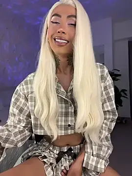 Stripchat Live Porn of miss_tatiana_