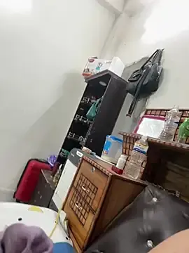 Stripchat Live Porn of CherryBliss_2