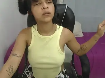 Stripchat Live Sex of naty_18