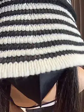 Stripchat Watch Live Sex Cams of nide-laoshi