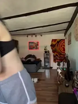 Stripchat Free Porn Cam of BlueVelvetBat