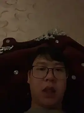 Stripchat Live Sex of xiaoyi-