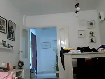 Stripchat Free Porn Cam of yanick931