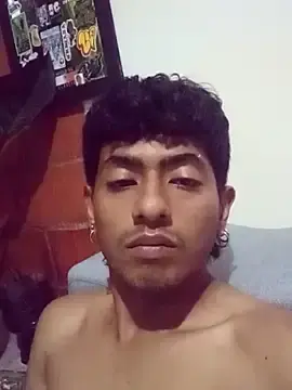 Stripchat Sex Chat of SkinniYamo