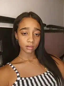Stripchat Best live sex cam show of Zoe_Sweett18