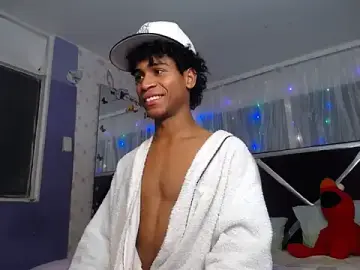 Stripchat Adult Video Chat of Santy_bigcock_01