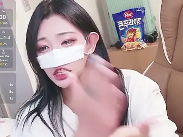 Stripchat Live Sex Cam of Milk_Sola