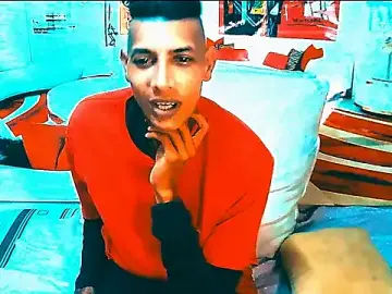 Stripchat Free Live Porn of IndianSavageMale