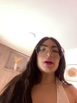 Stripchat Free Live Porn of Mia_222