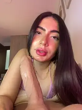 Stripchat Adult Webcam of Mia_222