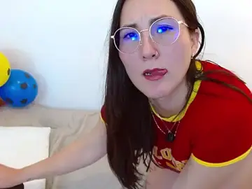 Stripchat Watch Live Sex Cams of Elle_Lee_