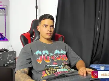 Stripchat Free Porn Cam of jacob_firexx