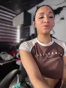 Stripchat Best live sex cam show of Isabella-Teen