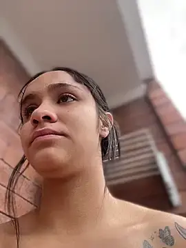 Stripchat Sex Chat of Isabella-Teen
