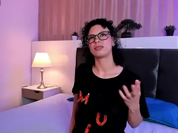 Stripchat Live Porn of AliceMadnes