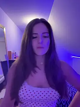 Stripchat Free Porn Cam of petiteambre