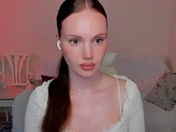 Stripchat Nude Webcam of MishkaMe