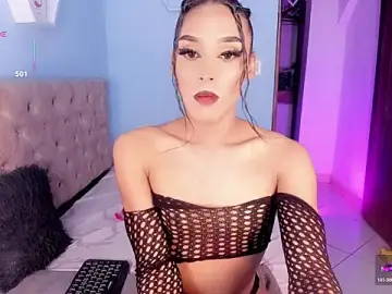 Stripchat Sex Cam of SWEETT_KYLIE