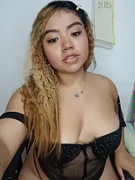Stripchat Adult Webcam of Emily__Hott