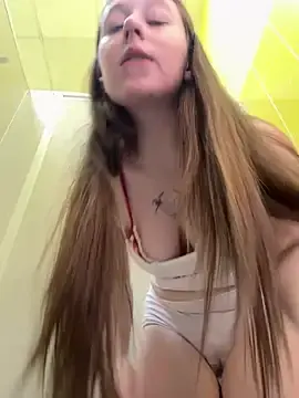 Stripchat Adult Webcam of FroggyAnna
