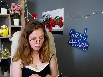 Stripchat Live Sex Cam of AnniBrown_
