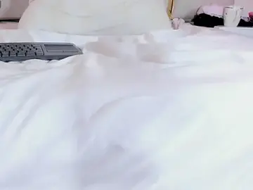 Stripchat Sex Chat of Real_virgin_Pussy