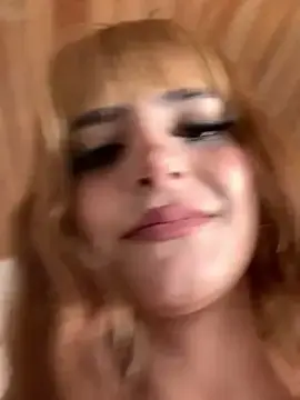 Stripchat Best Webcam of ivy-777