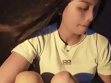 Stripchat Adult Webcam of Yingg19