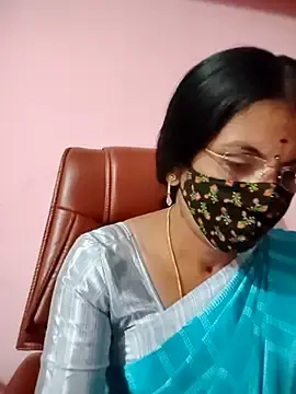 Stripchat Live Sex of tamil_peenqueen
