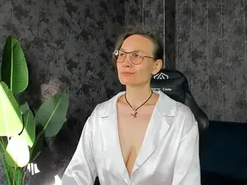Stripchat Best live sex cam show of Lillian_White