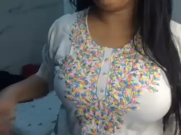 Stripchat Best Webcam of Trezza