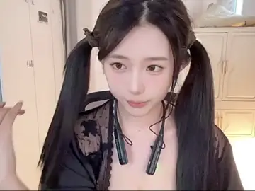 Stripchat Best Webcam of yiyi5588