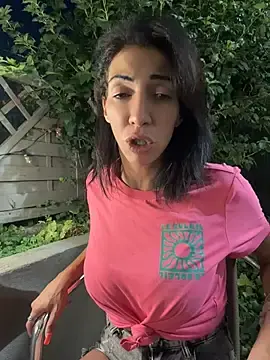 Stripchat Adult Webcams of Yasmiinee