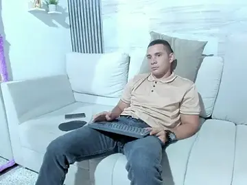 Stripchat Adult Video Chat of dylan_viper