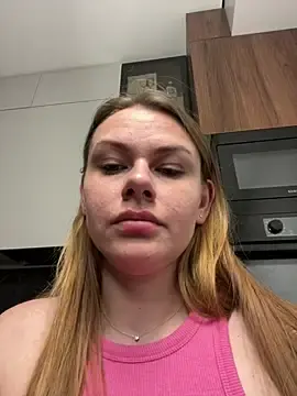 Stripchat Free Porn Cam of MonoGirl