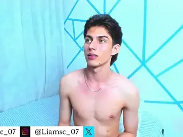 Stripchat Adult Webcams of liam_scott77