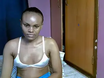 Stripchat Best Webcam of Queen_petite_