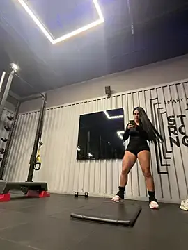 Stripchat Sex Cam of RoseOnYou
