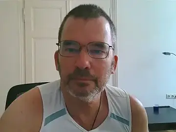 Stripchat Watch Live Sex Cams of stallionrider88