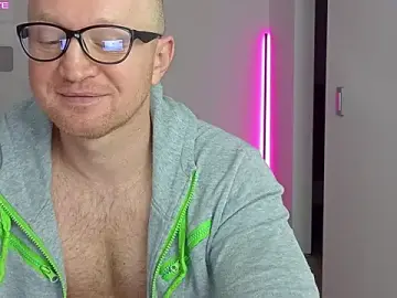 Stripchat Live Sex of kevintyler69