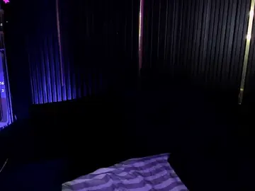Stripchat Free Live Porn of Malia_Merith