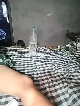 Stripchat Free Live Porn of Super_bhabhi_Indian