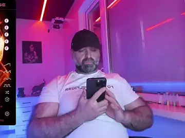 Stripchat Nude Webcam of HAIR-MAN