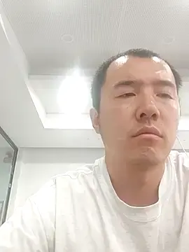 Stripchat Free Porn Cam of chinese_daddy