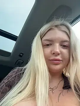 Stripchat Sex Cam of OdriOlsens