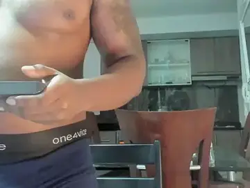 Stripchat Best Webcam of benjamincol