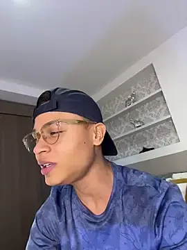 Stripchat Sex Cam of Bigdariza