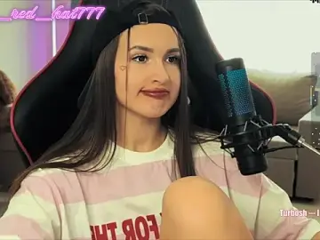 Stripchat Watch Live Sex Cams of -RED_HAT-